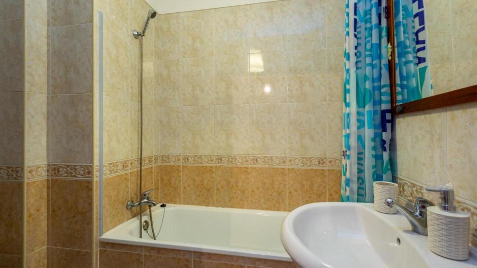Alvor 2 Bedrooms Balcony Flat Exteriör bild