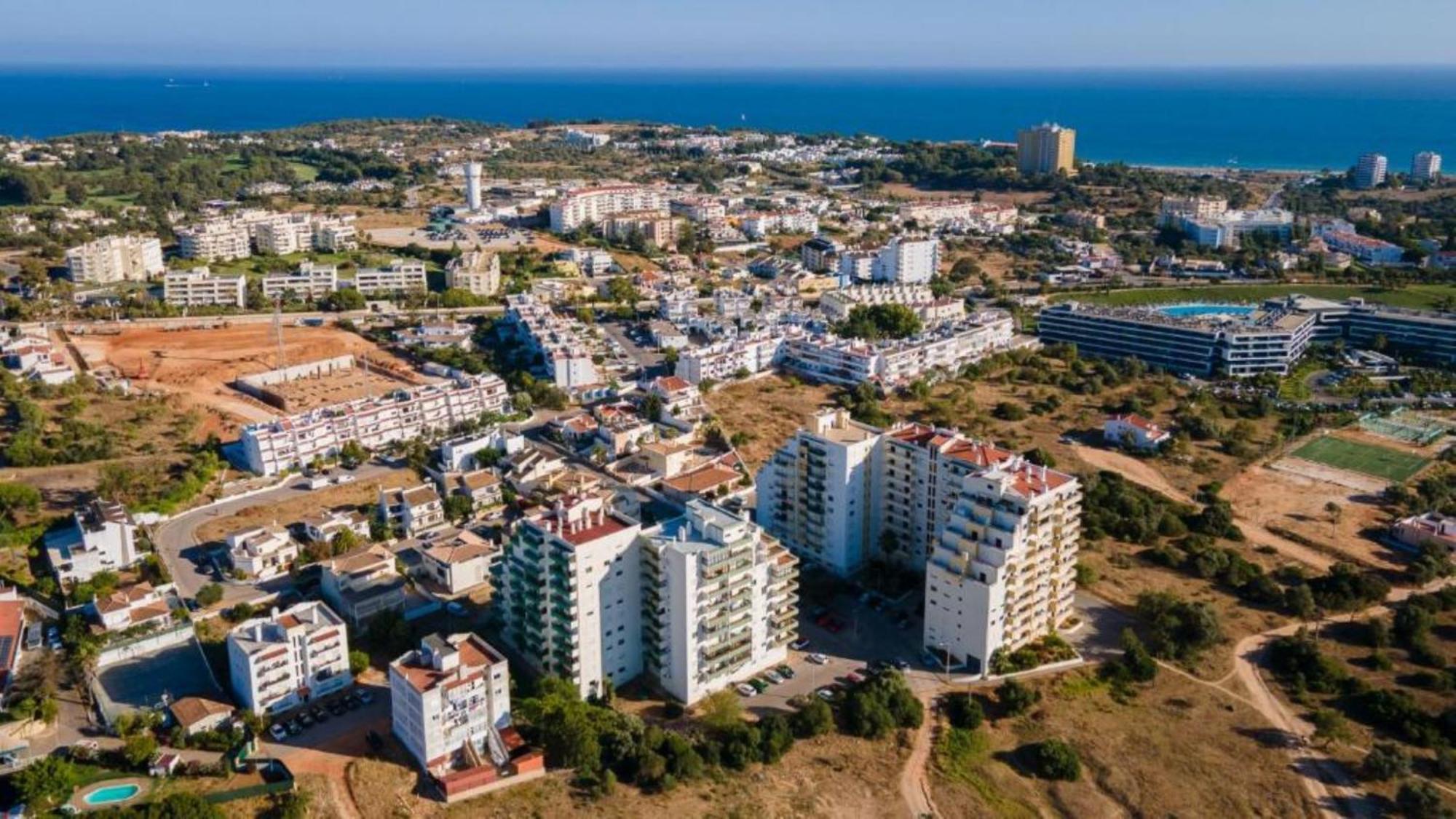 Alvor 2 Bedrooms Balcony Flat Exteriör bild